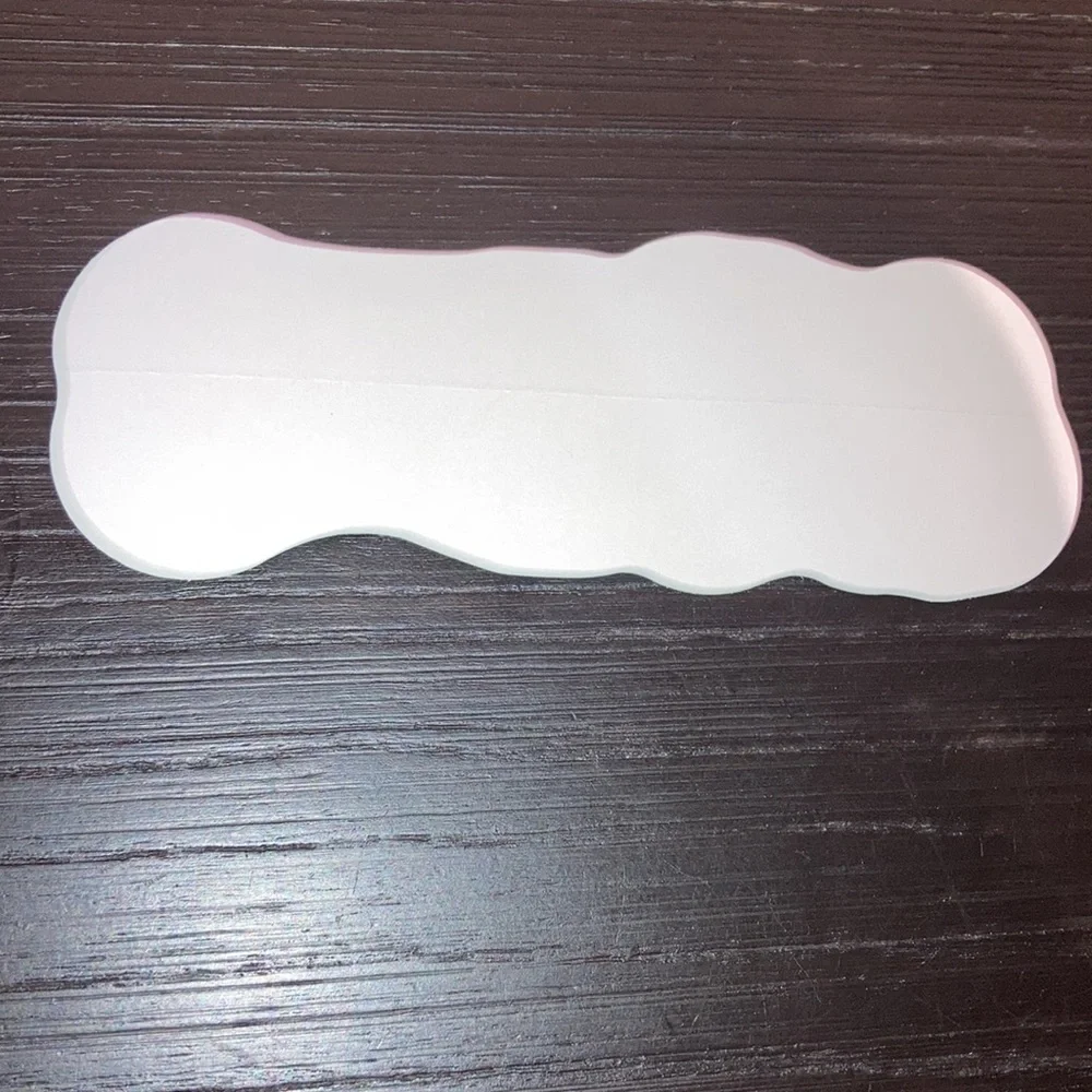(1) Supreme Sticker - Picture 2 of 2